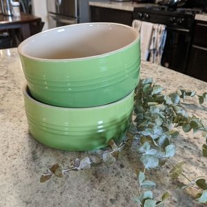 Le Creuset Small Souffle Bowls, 1-Quart, Set of 2